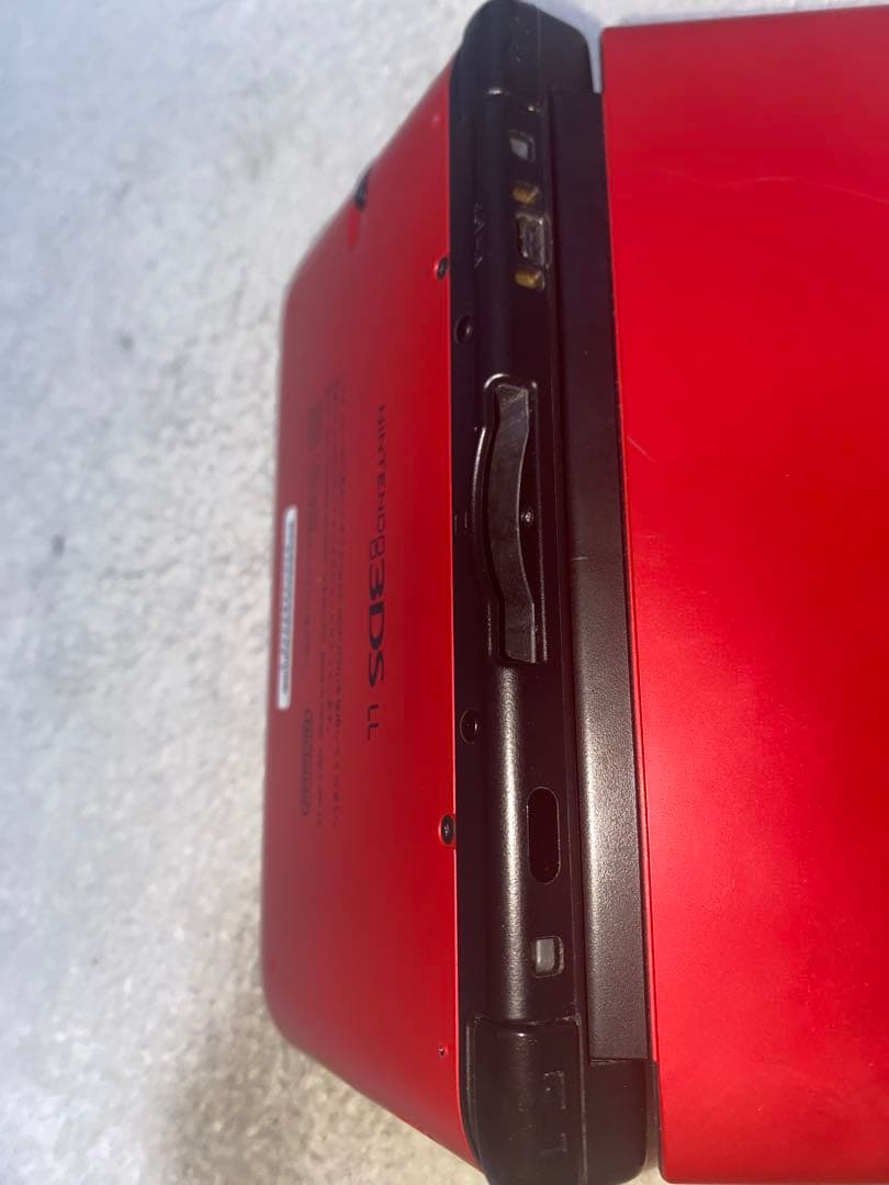 ニンテンドー3DS LL レッド×ブラック