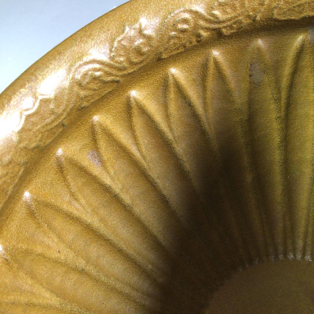 Ｒ６７１　建水　『中川浄益造』『而妙斎　書付』『菊彫モール建水』　共箱　茶道具