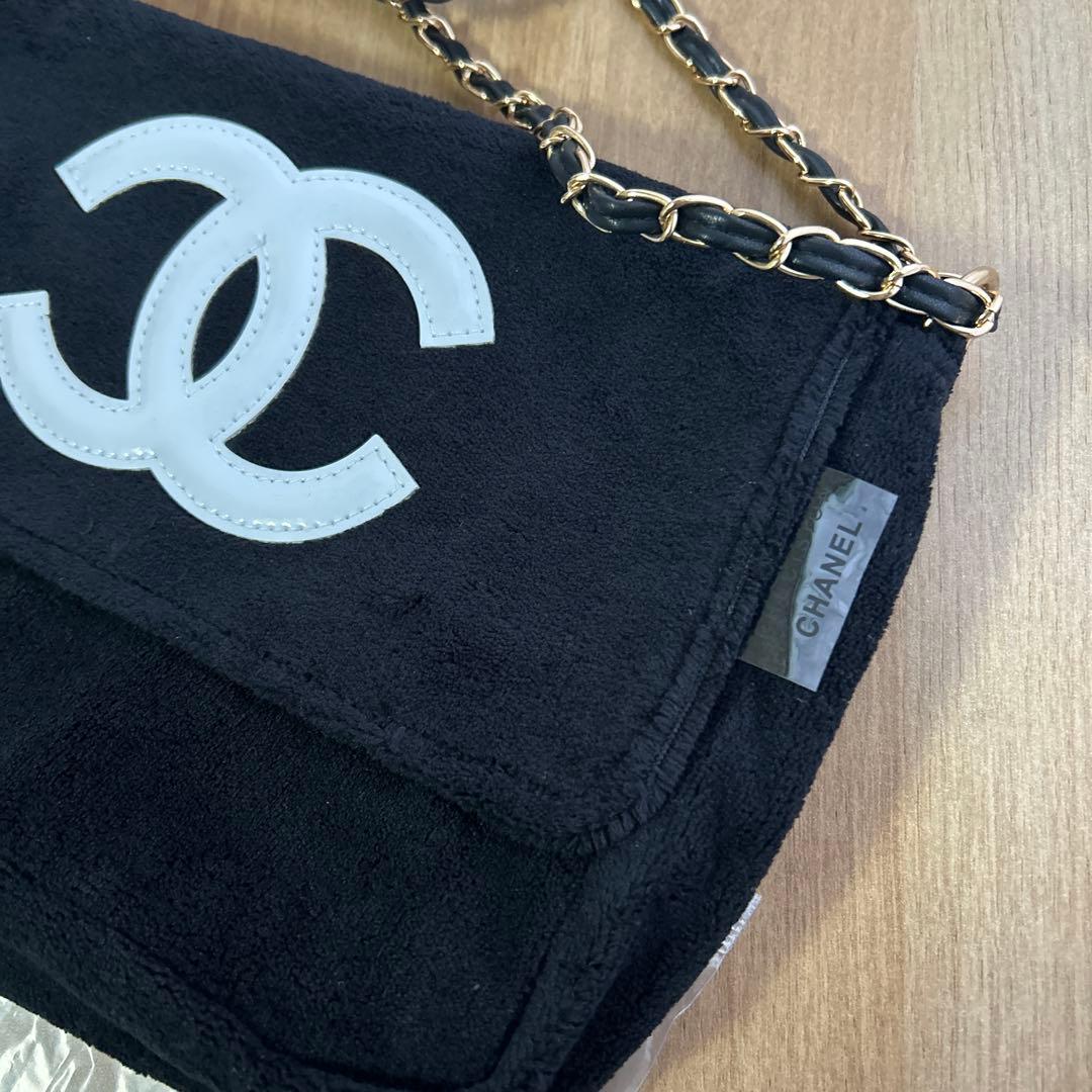 CHANEL シャネル ミニバッグ ポーチ ブラック×ホワイトロゴ¨̮⃝