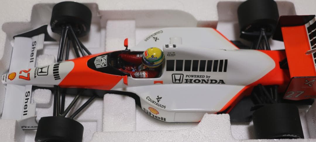 ビックスケール１／1８マクラーレン・ホンダMP4／5Ｂ　セナ・コレクション中古品