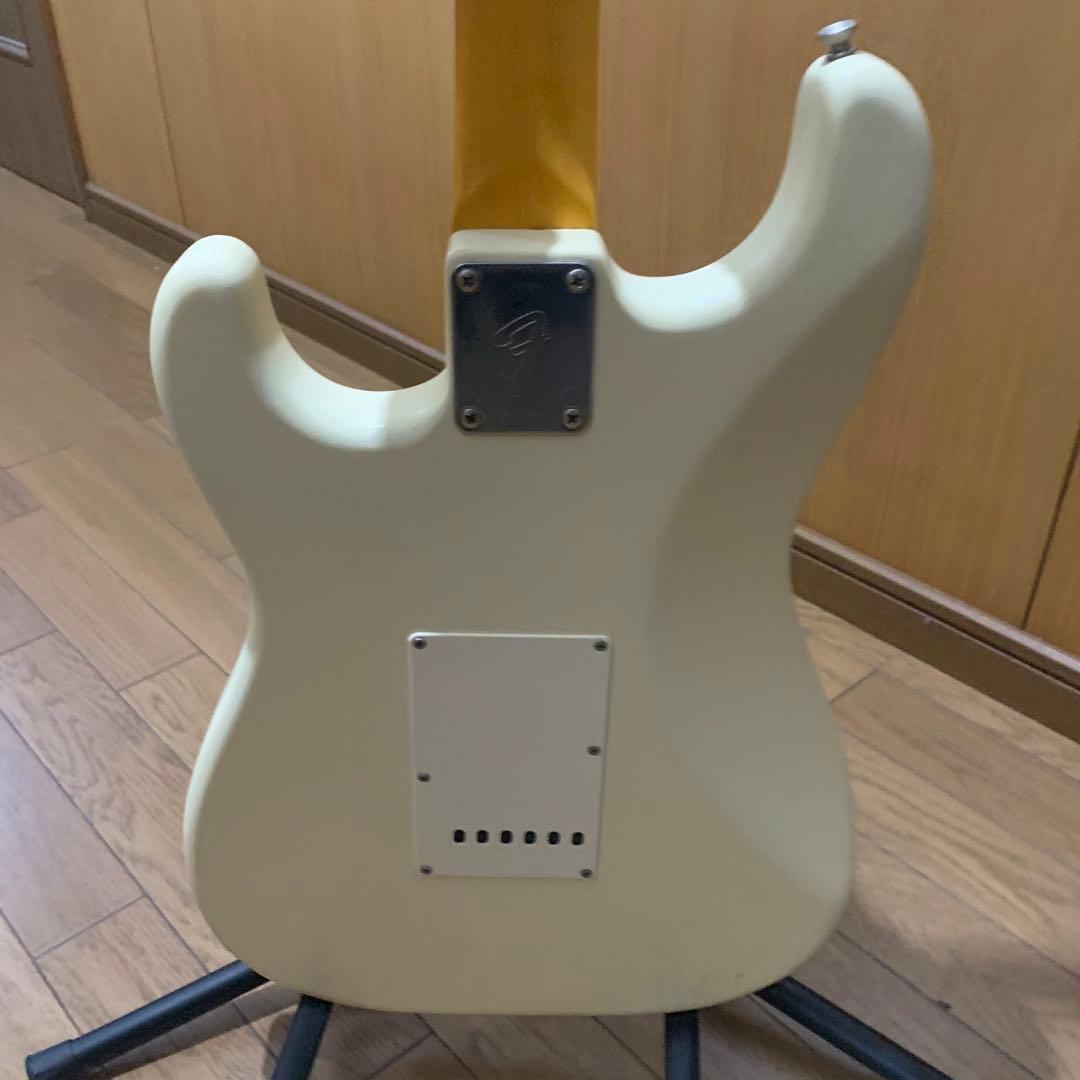 FenderJapanボディ・個人制作ネック ストラトキャスター