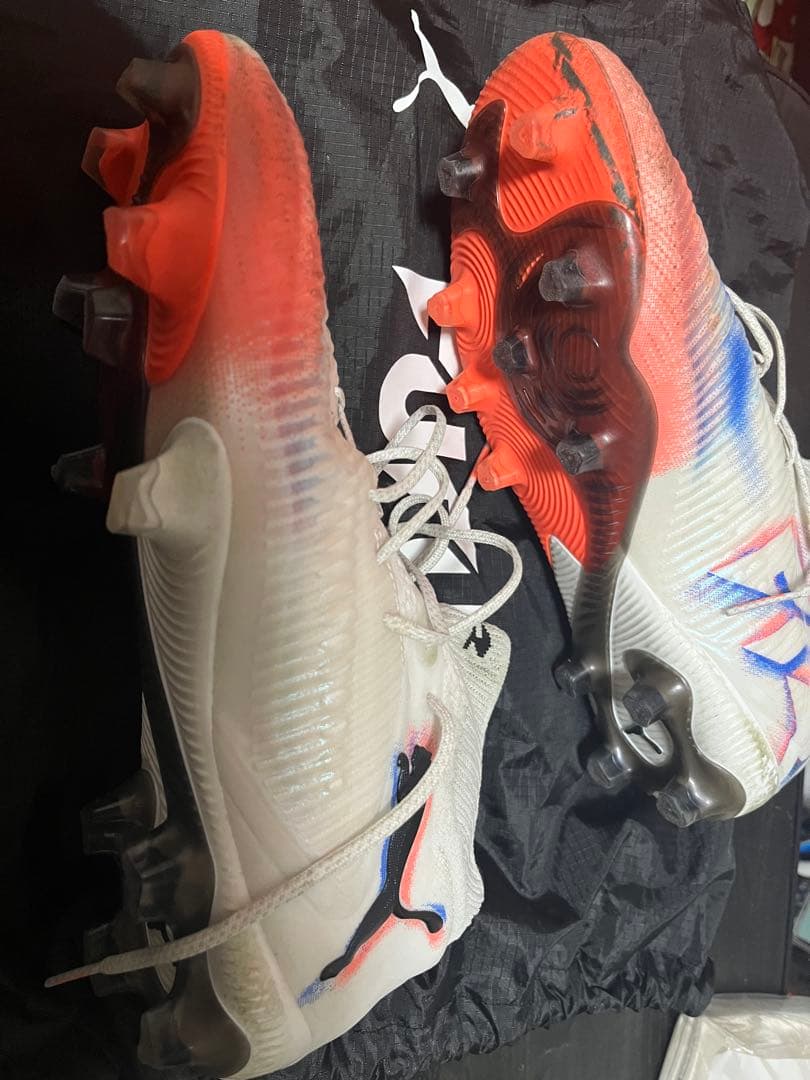 Puma サッカーシューズ フューチャー8アルティメットAG 25.5