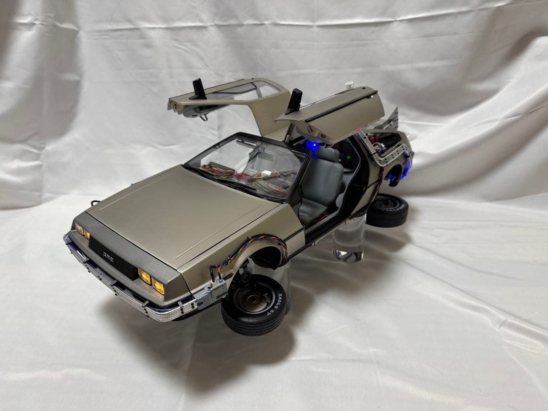【超美品】Deagostini 1/8 デロリアン 完成品