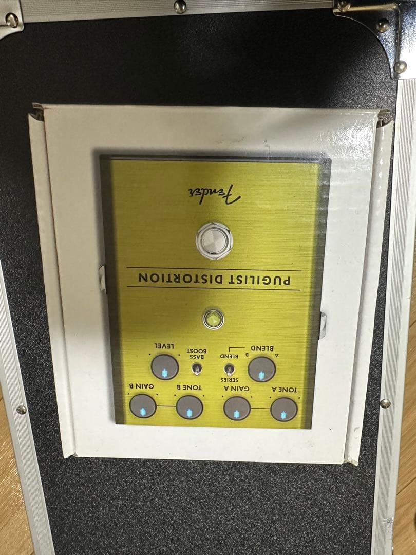 Fender PUGILIST DISTORTION ギターエフェクター