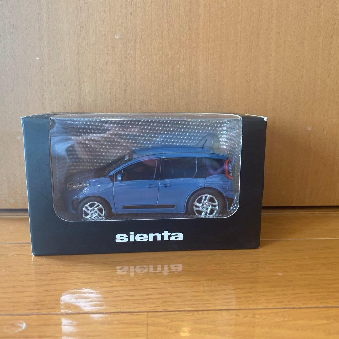 トヨタ　プルバックカー　シエンタ　アクア　3台セット　SIENTA AQUA