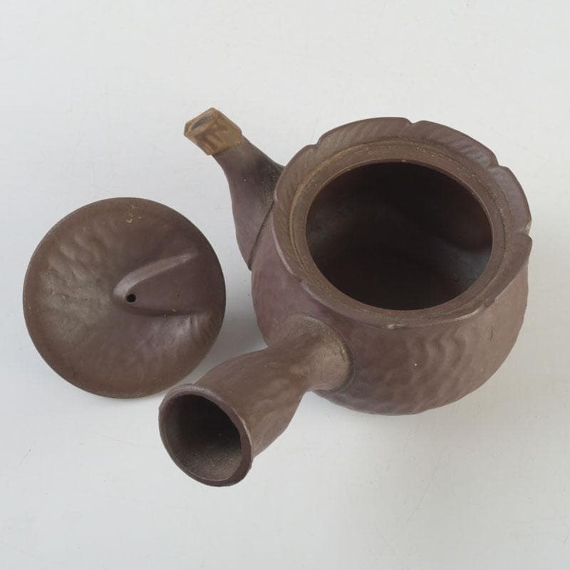 煎茶道具　萬古焼　英山造　紫砂　朱泥　鳥顔出　横手急須　V　9620