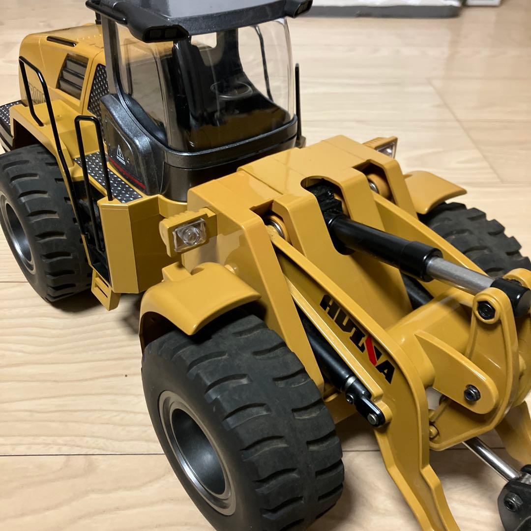 ラジコン　huina Toys 1583 1/14 ホイールローダー