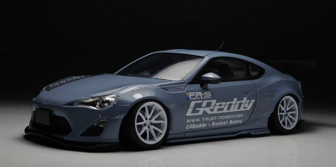 アオシマ 1/24 トヨタ ロケットバニー 86 全塗装 完成品