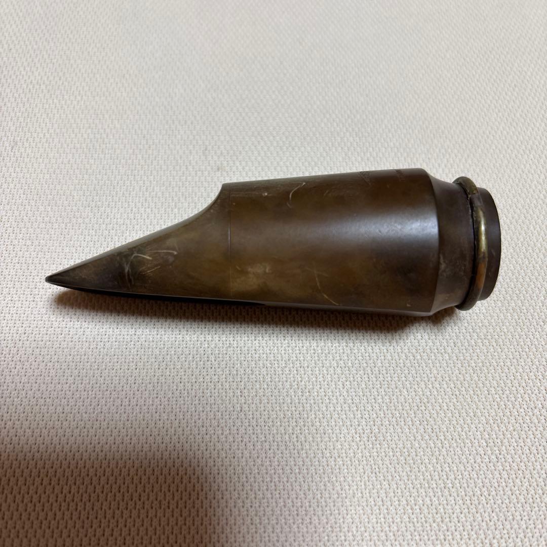 アルト・サックス用マウスピース とキャップ