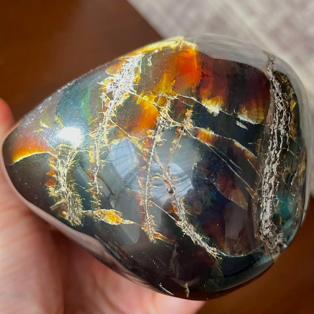 巨大 琥珀 原石 標本 688g アンバー チェリー ブルー タイガー 鑑賞石