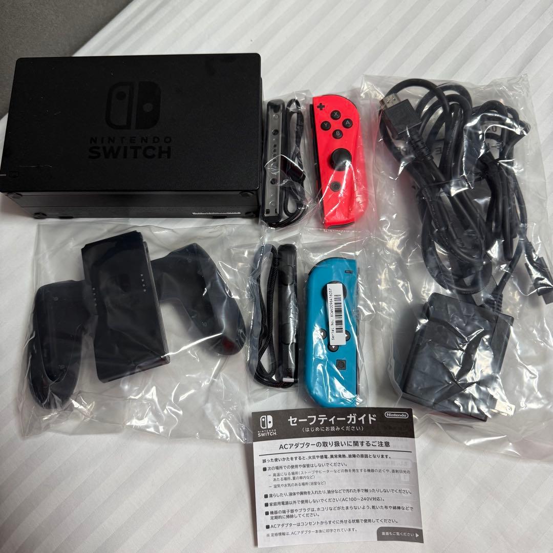 ソフト3点セット送料無料⭐️美品⭐️Nintendo Switch 本体
