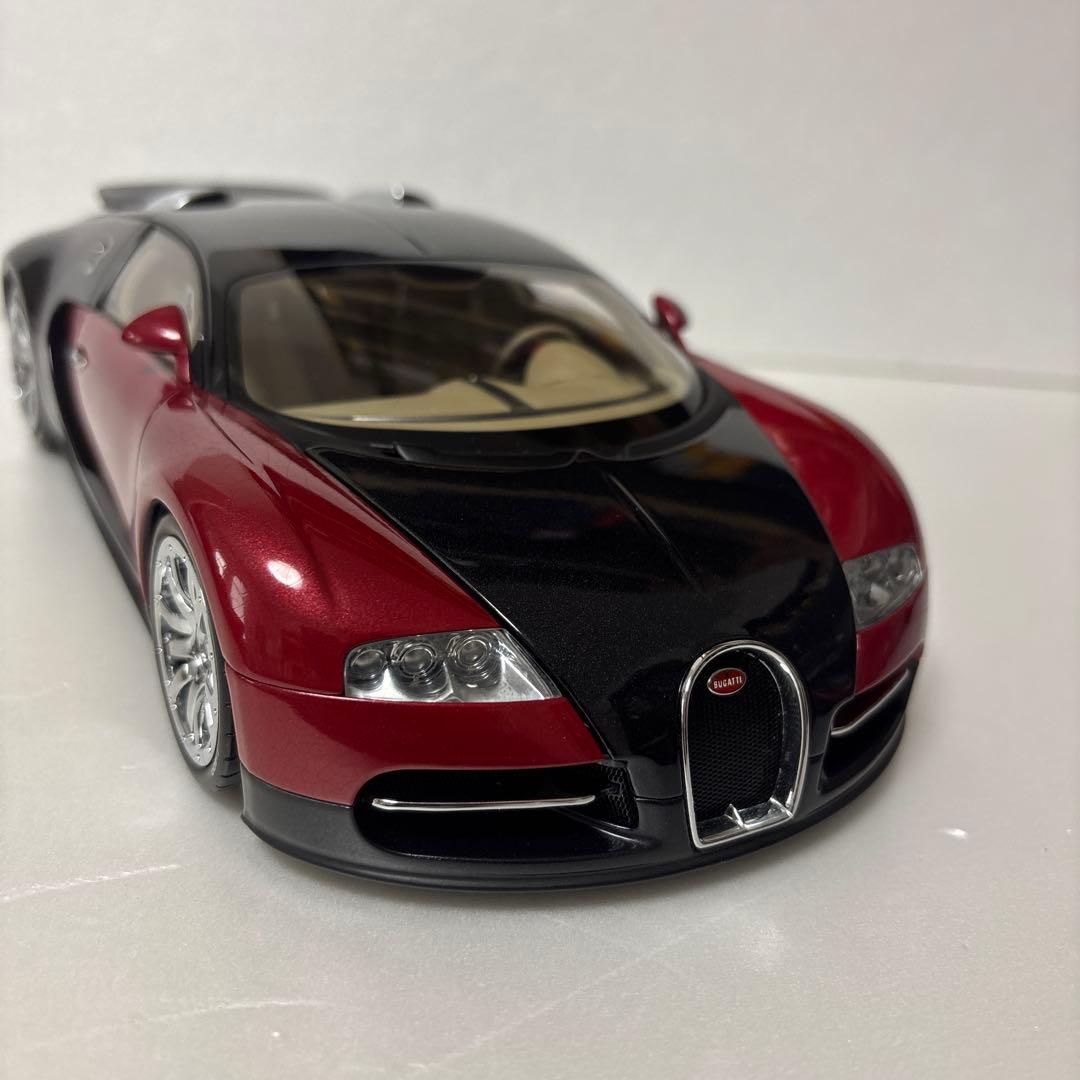 ミニカー BUGATTI VEYRON