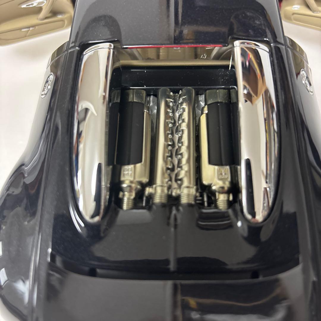 ミニカー BUGATTI VEYRON