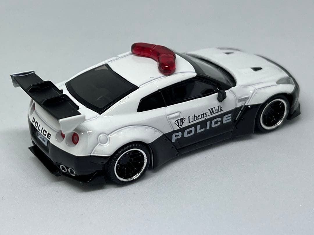 MINI GT LB★WORKS NISSAN GT-R R35 POLICE