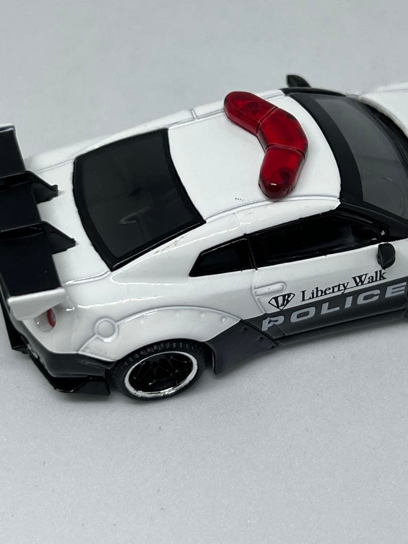 MINI GT LB★WORKS NISSAN GT-R R35 POLICE