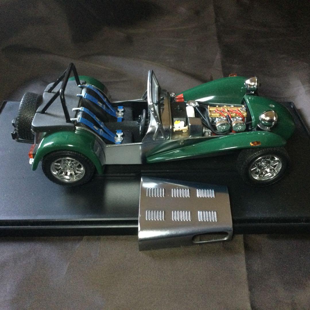 CATERHAM SUPER SEVEN 1/18 京商 ケーターハム　ケース付