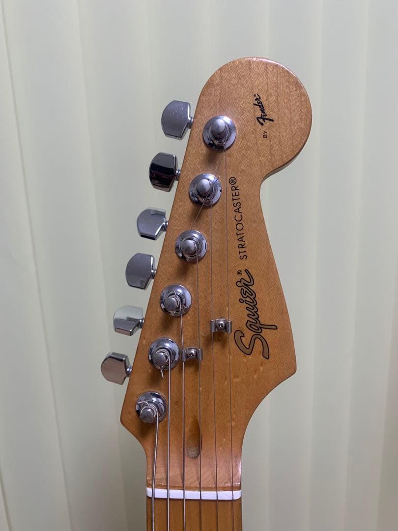 Fender Japan ST72-55アッセンブリーに載せ替えたSquier