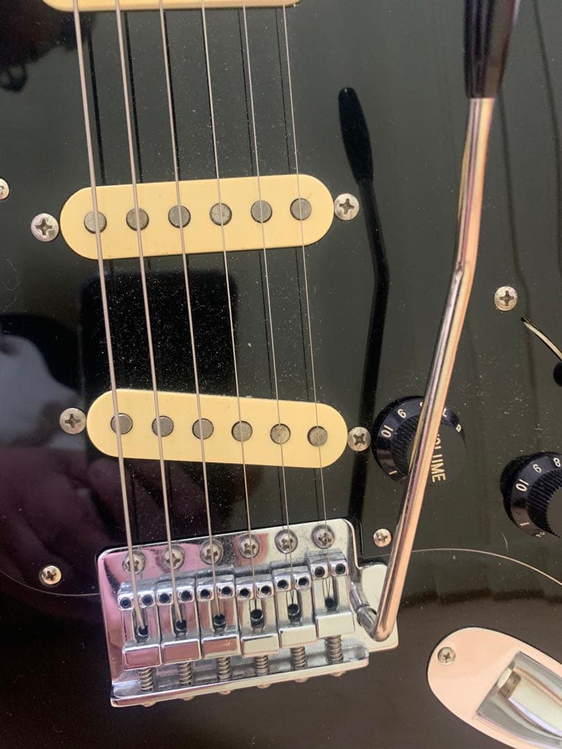 Fender Japan ST72-55アッセンブリーに載せ替えたSquier