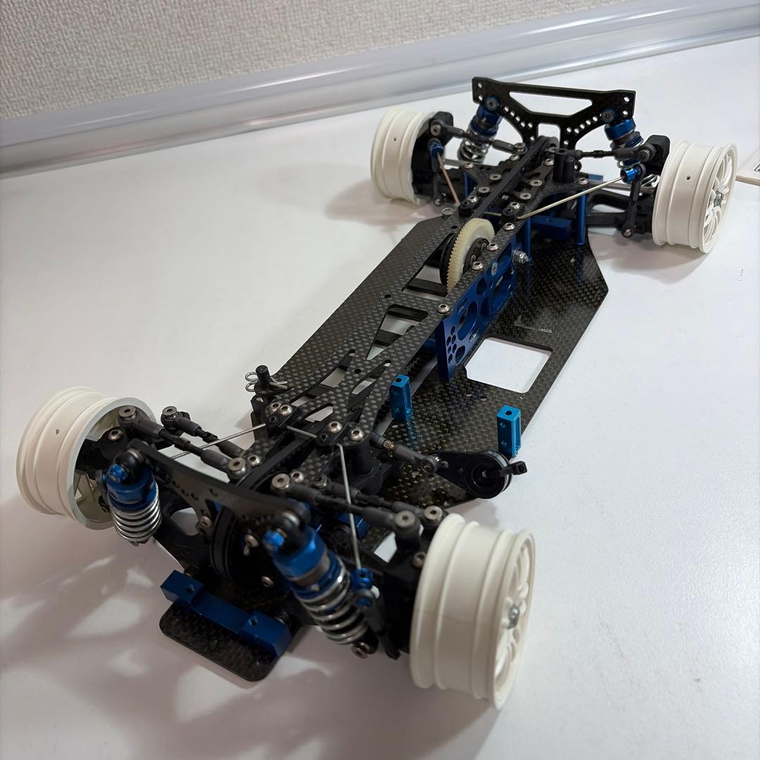 KAWADA 1/10スケール電動RCカーキット　SV-10 SIGMA