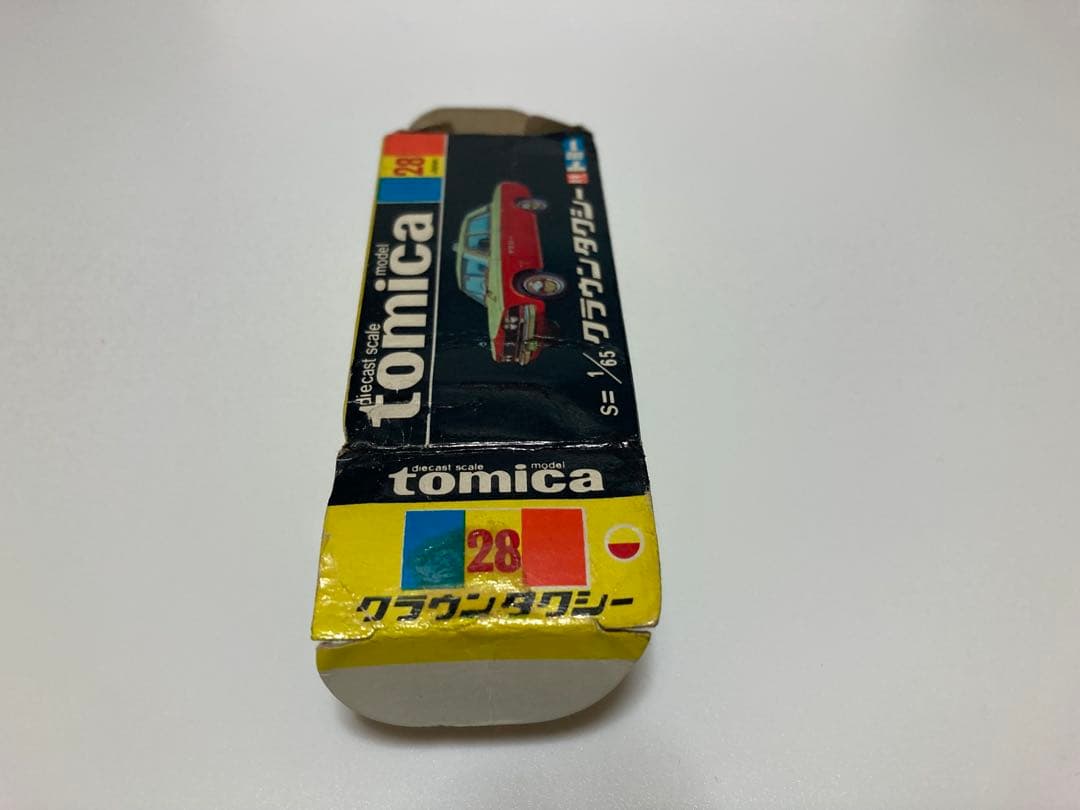 トミカ　日本製　トヨタ　クラウンタクシー　1Aホイール　色指定箱　シール付き