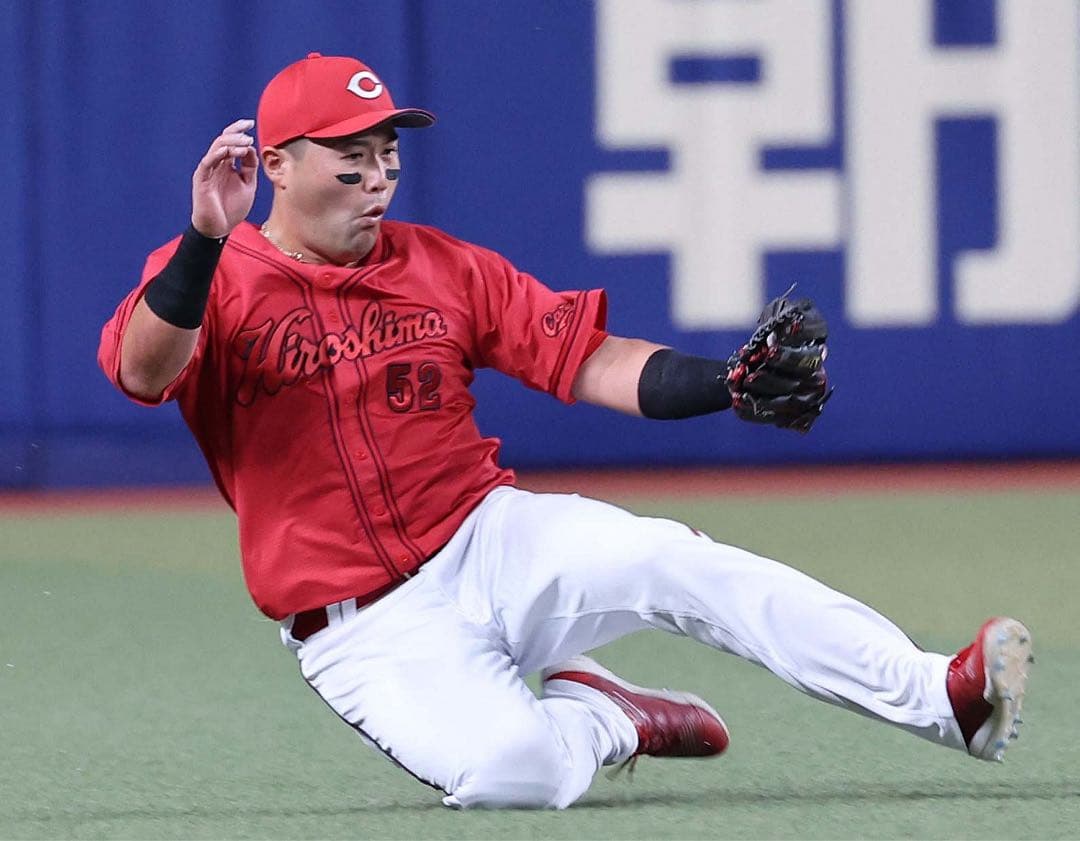 プロ支給品　実使用　末包昇大　広島カープ　ゼット　プロステイタス　外野手　コユニ
