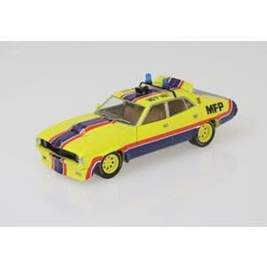 新品 マッドマックス 1/24 DDA マーチヘア Mad Max 車 ミニカー