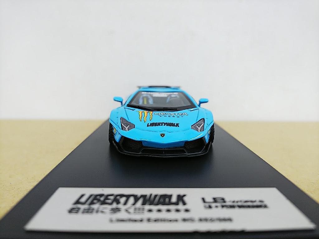 リバティウォーク 香港限定500個 1/64 アヴェンタドール/MONSTER
