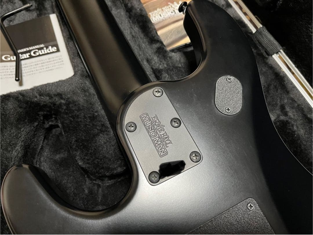 【土日限定価格】Music Man/JP7 Stealth Black7弦ギター