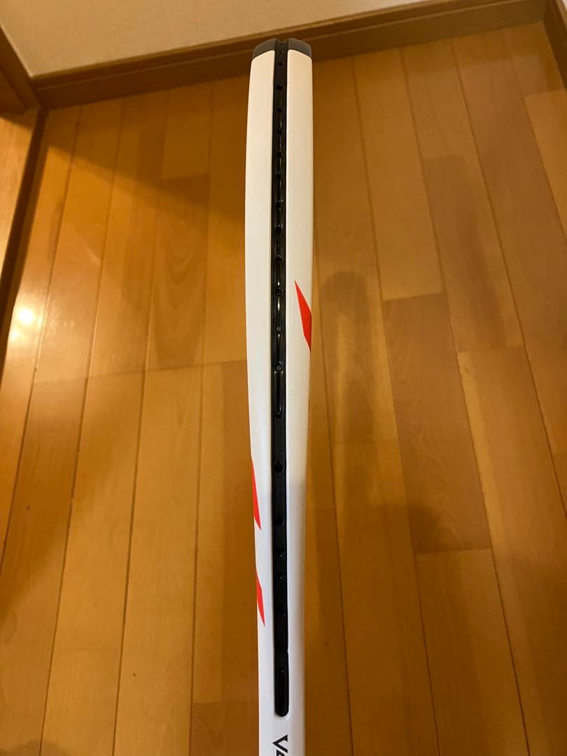 YONEX OVOLTRAGE 7V ホワイト/グレー UL1サイズ