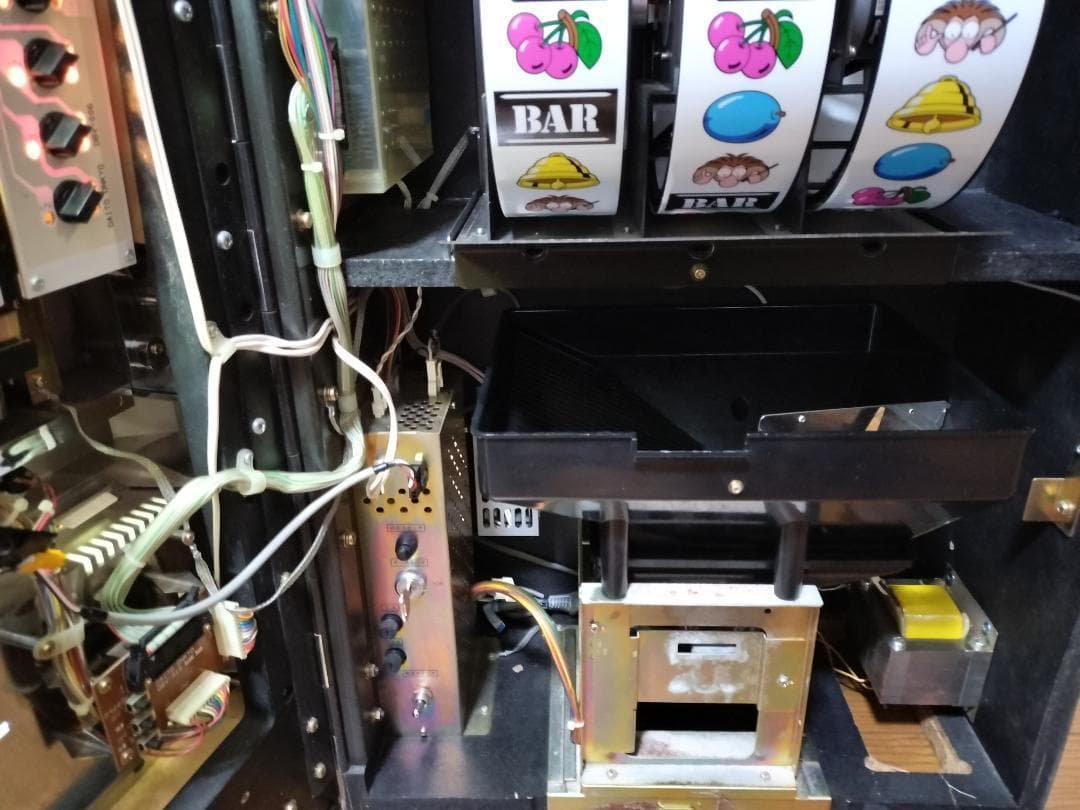 【パチスロ実機】大東音響★リズムボーイズ【不要機付】４号機・レトロ・希少台