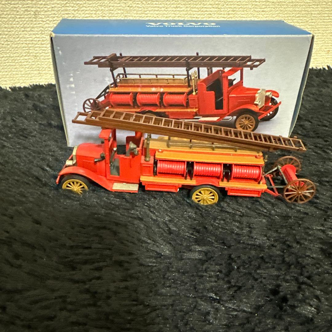 CONRAD ボルボ LKW1928消防車 1/43 ミニカー 箱付き