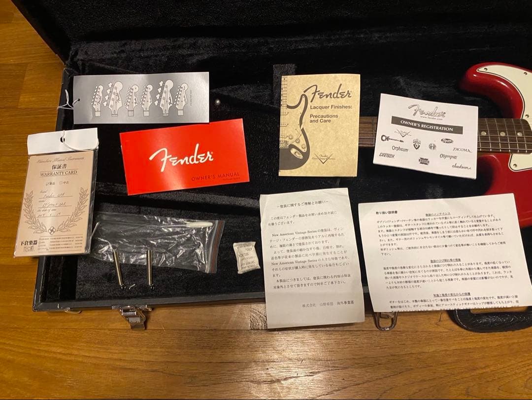 Fender USA ストラトキャスター アメリンカンビンテージ ダコタレッド