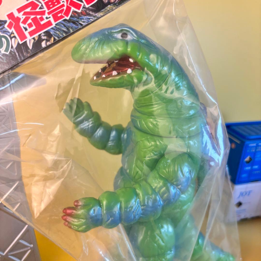 ブルマァク　デットン　グリーン　ソフビ　帰ってきたウルトラマン