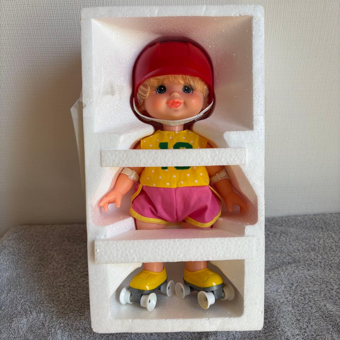 美品⭐︎タカラ スッテンコロリン! スケートすいすい ローラーちゃん