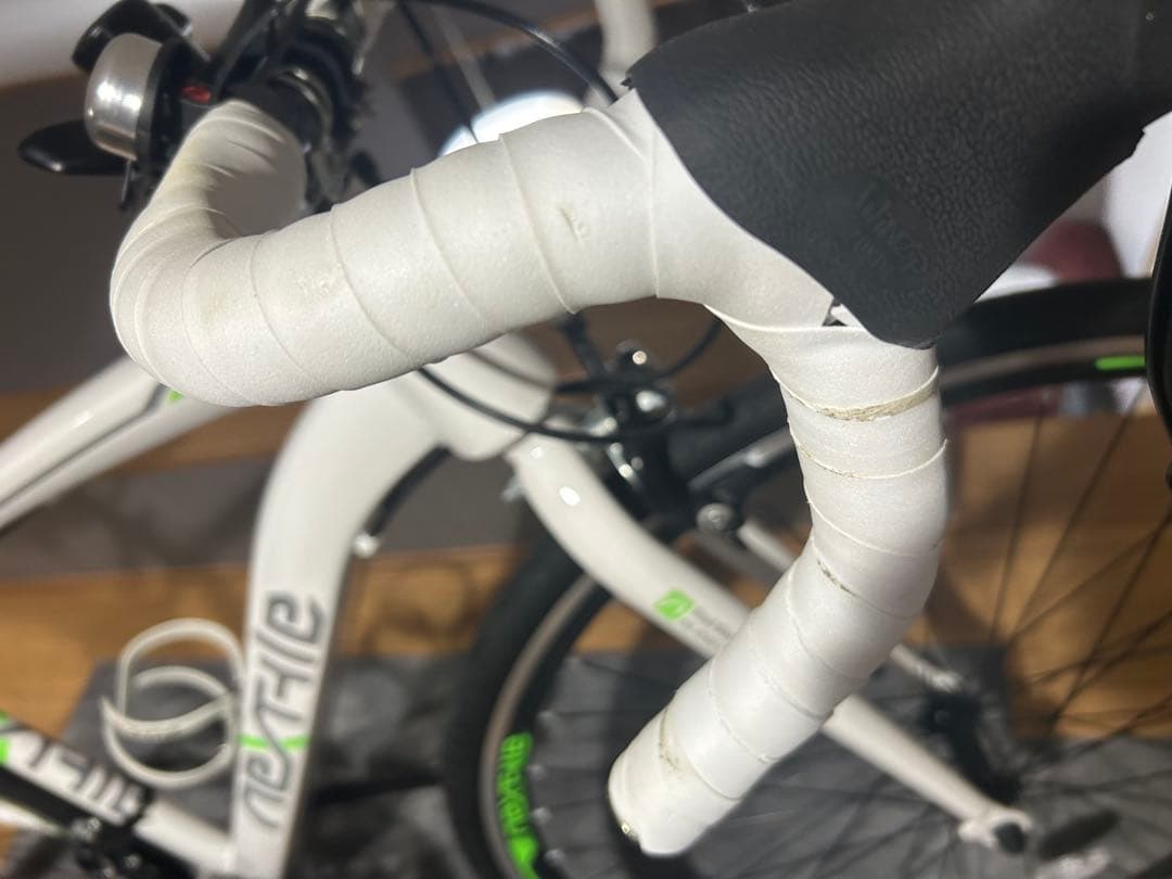 NEXTYLE(ネクスタイル) ロードバイク 自転車 ホワイト 発送も可