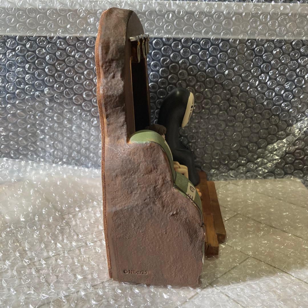 千と千尋の神隠し フォトフレーム付きブックスタンド　ジブリ