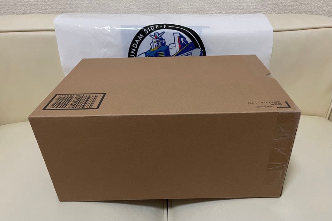 新品 未使用 超合金 MSN-04FF サザビー SAZABI