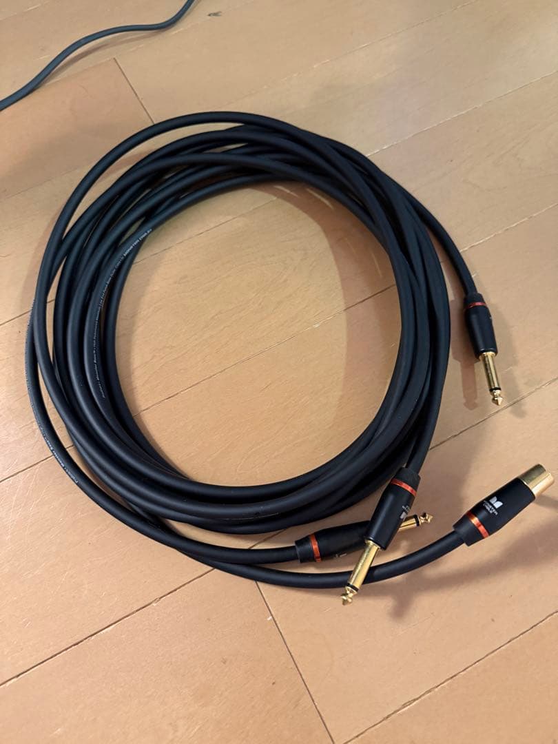 Warwickロックベース5弦エレキベース
