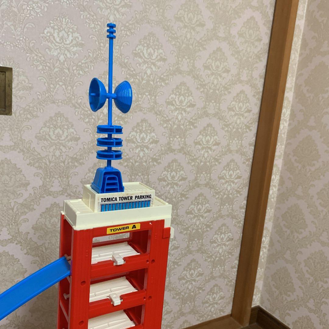 トミカ　タワーパーキング