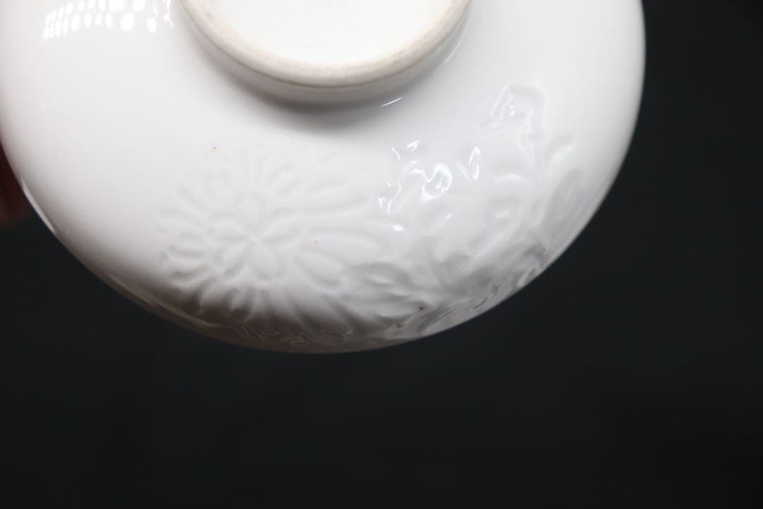 ※時代　白磁　菊紋蓋茶碗ペア　送料込み250917