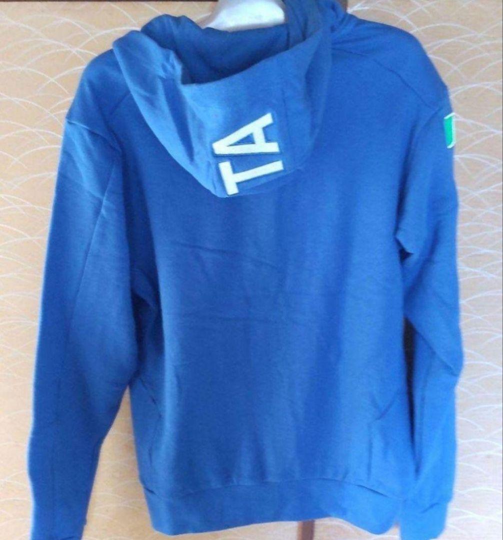 新品タグ付き Kappa カッパ イタリアチームモデル パーカー
