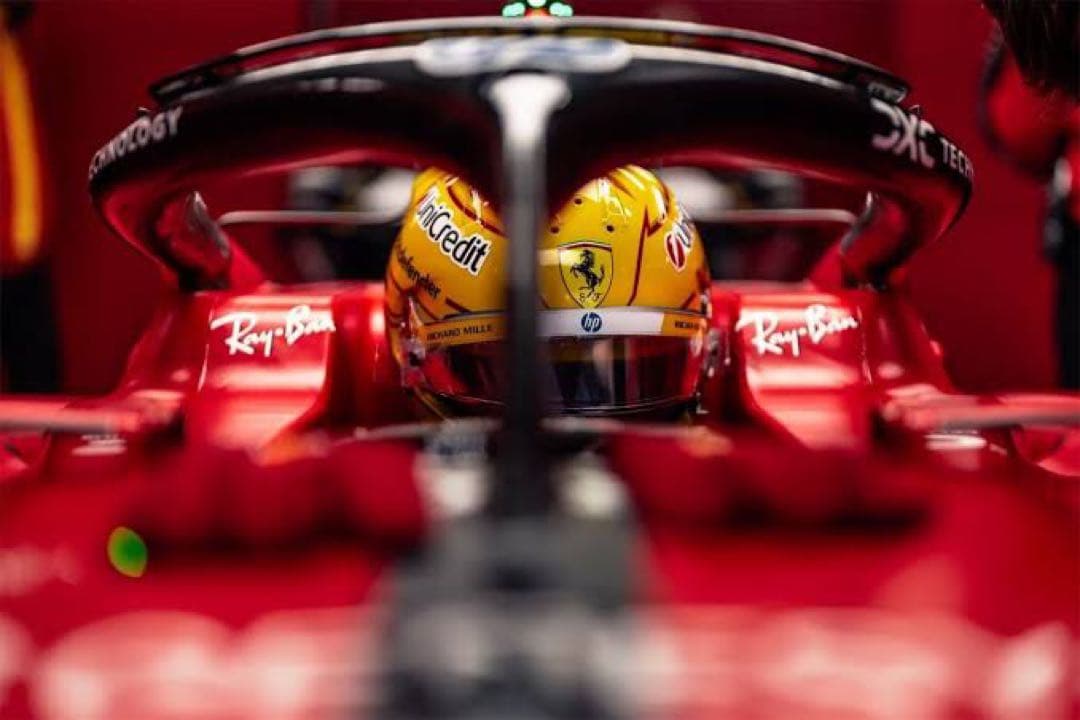 LookSmart Ferrari F1 1/64ルイスハミルトンミニカー