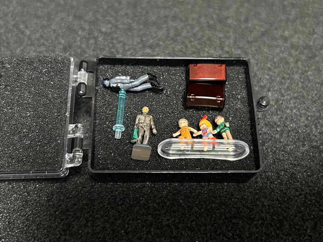 MGアッガイ　キャンディーグラデーション全塗装済み完成品　水転写デカール追加