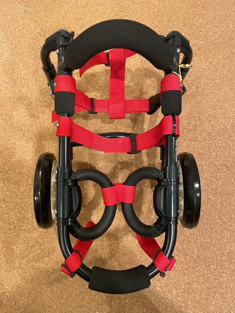 犬用 4輪車いす アドワークス製