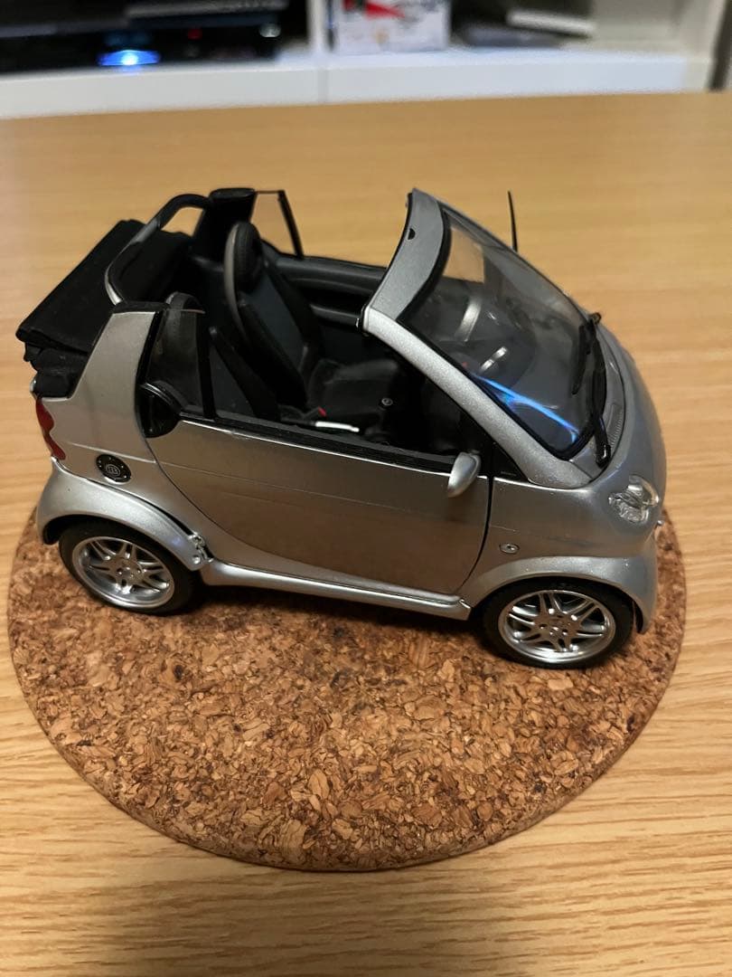 KYOSHO ミニカー：スマート フォーツー カブリオ ブラバス