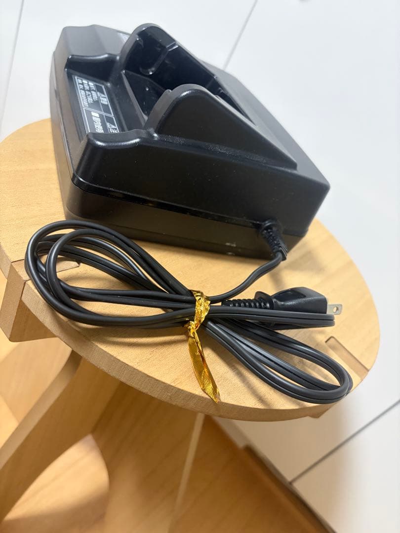 パナソニック　電動アシスト充電器