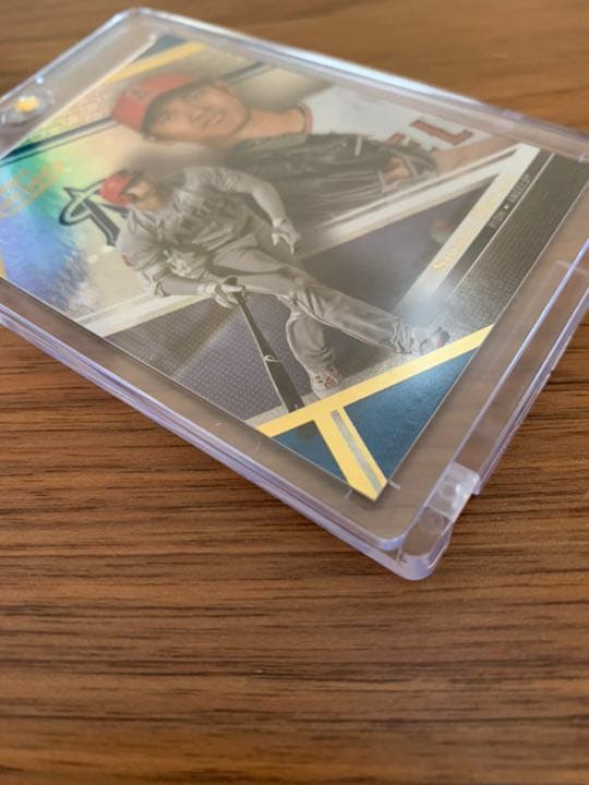 【大谷翔平】99枚限定　二刀流カード　シリアル付（マグホ付き）　Topps
