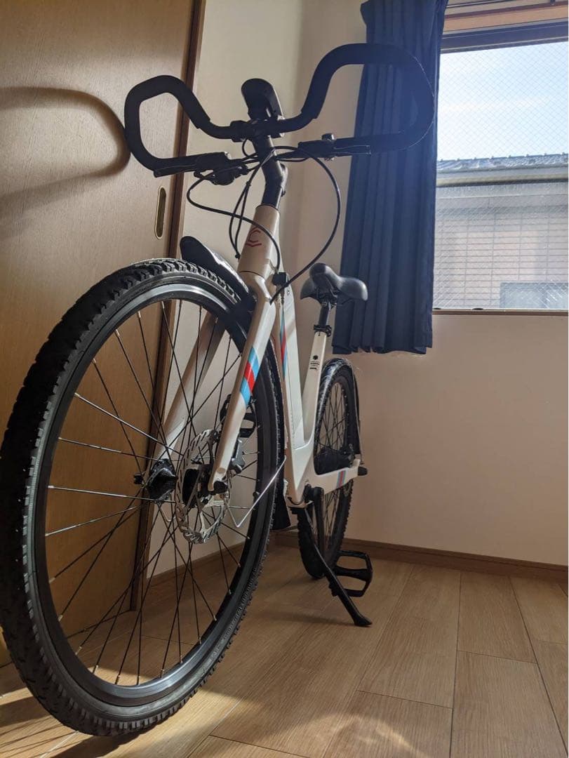 電動アシスト自転車 ホワイト 26インチ
