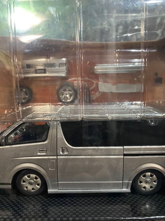 DISM  200系HIACE ハイエース D.A.DエアロVer.  シルバー