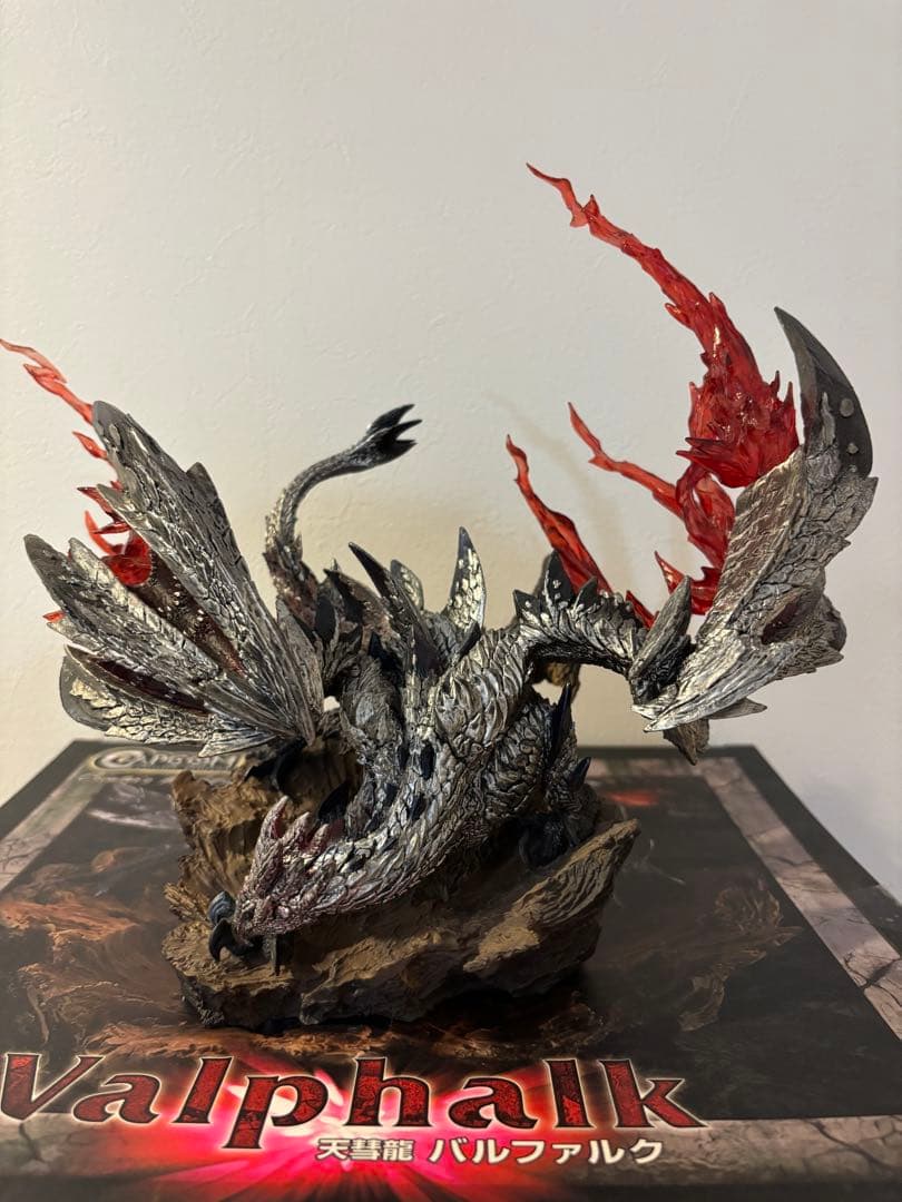 【限定値下げ中】カプコンフィギュア　クリエイターズモデル 天彗龍　バルファルク